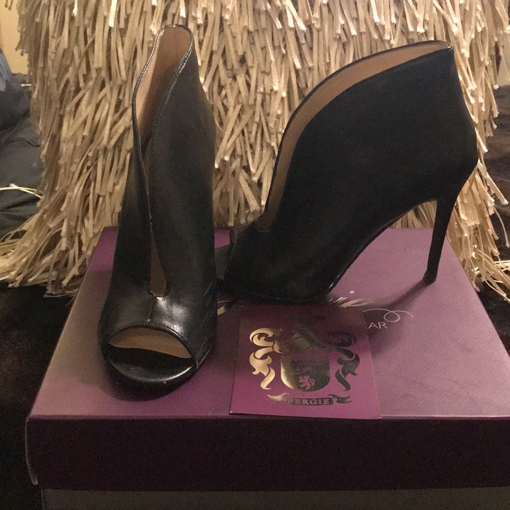 Fergie Rina Ankle Boots size 7